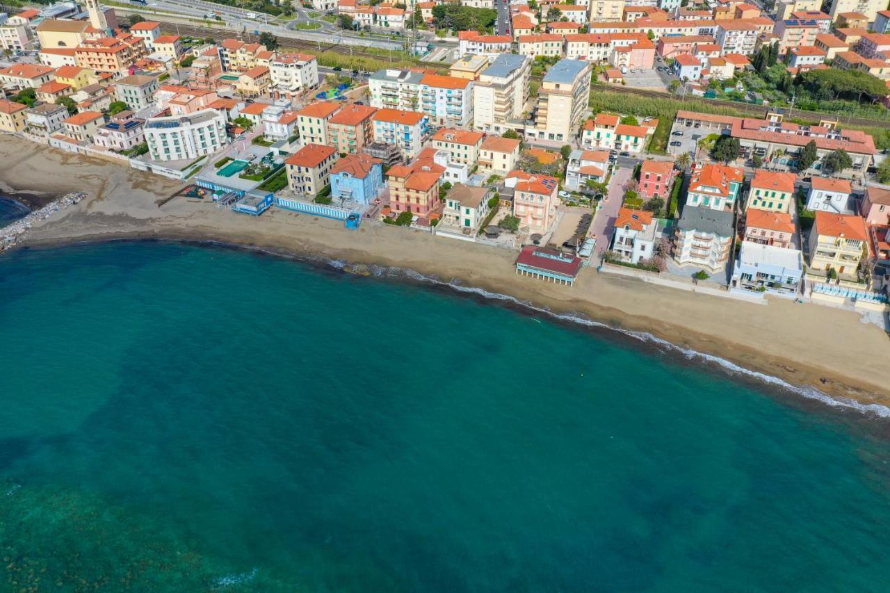 Casa Myconis 68Mq A Due Passi Dal Mare Di San Vincenzo Appartement Buitenkant foto