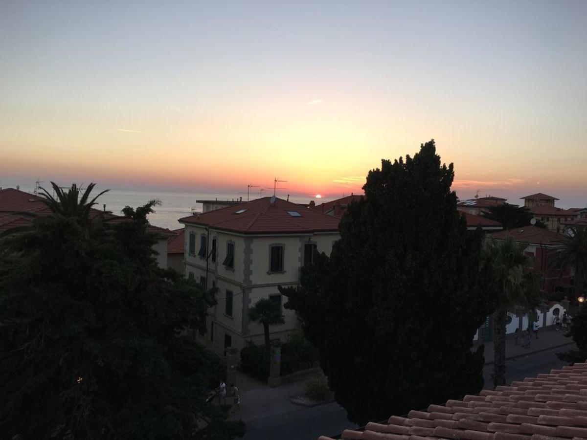 Casa Myconis 68Mq A Due Passi Dal Mare Di San Vincenzo Appartement Buitenkant foto